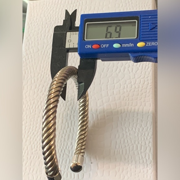 Vintage 925 Sterling Silver Heavy ( 58 g ) Twisted Rope cuff bracelet- Size 7” - Picture 9 of 9